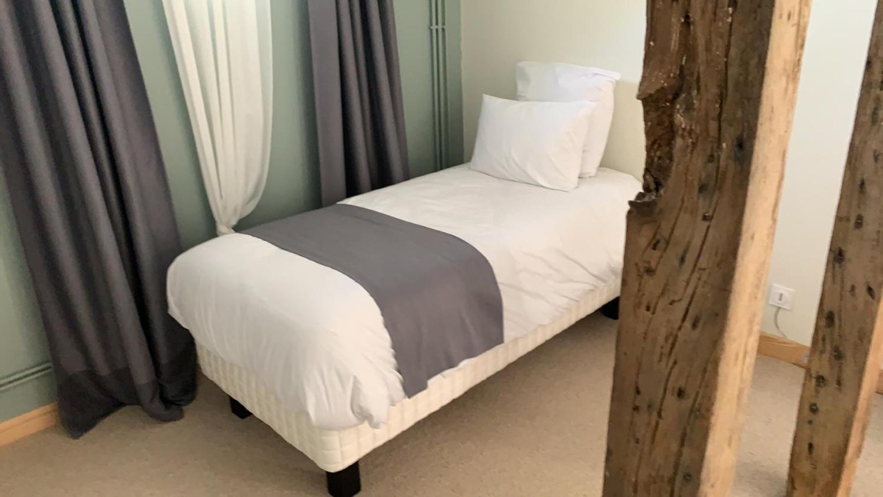 Le Troncais Hotel Saint-Bonnet-Tronçais Eksteriør billede