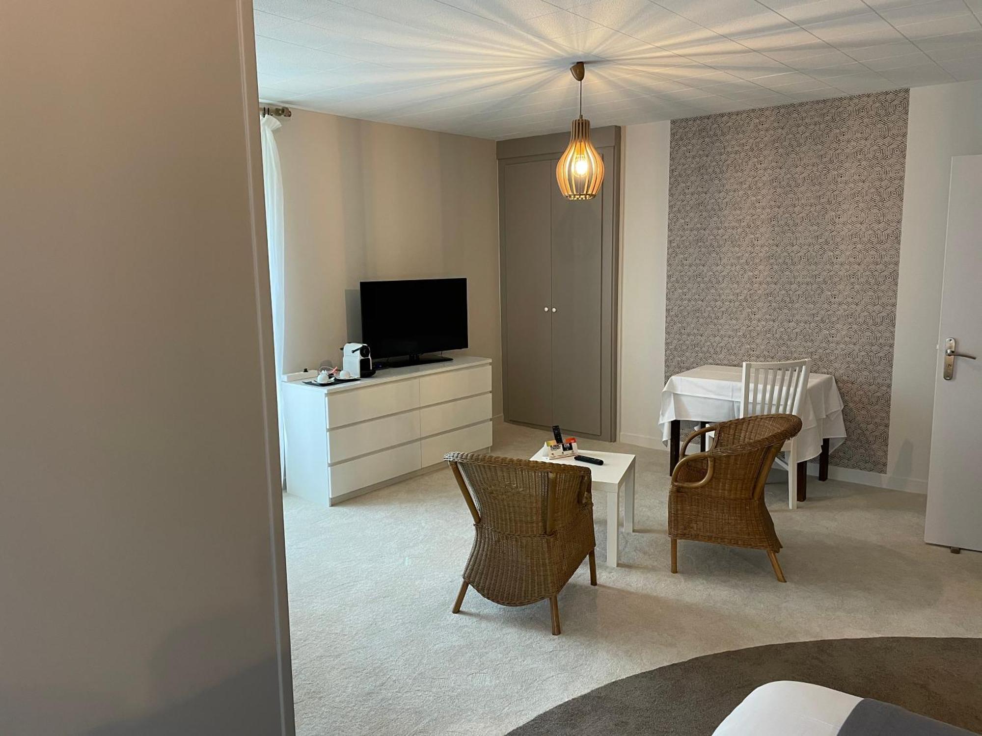 Le Troncais Hotel Saint-Bonnet-Tronçais Eksteriør billede