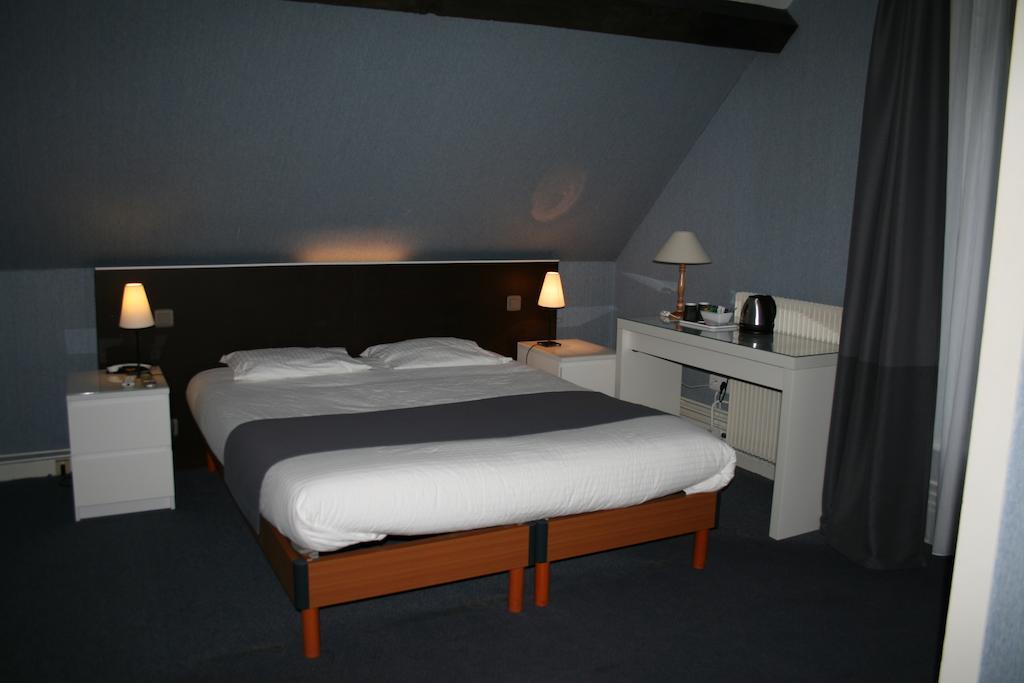 Le Troncais Hotel Saint-Bonnet-Tronçais Værelse billede