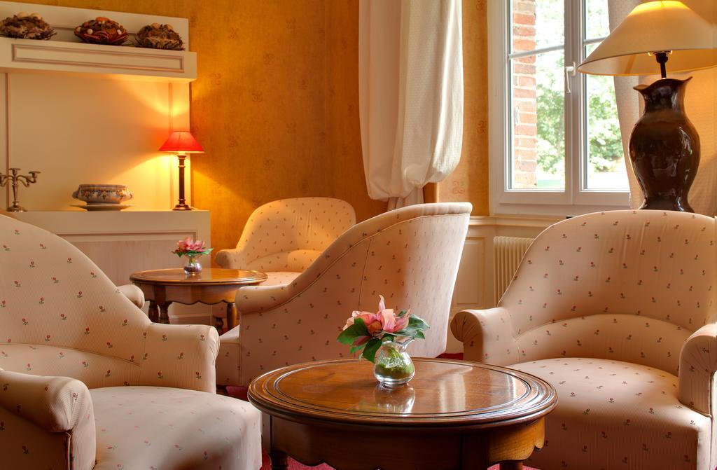 Le Troncais Hotel Saint-Bonnet-Tronçais Eksteriør billede