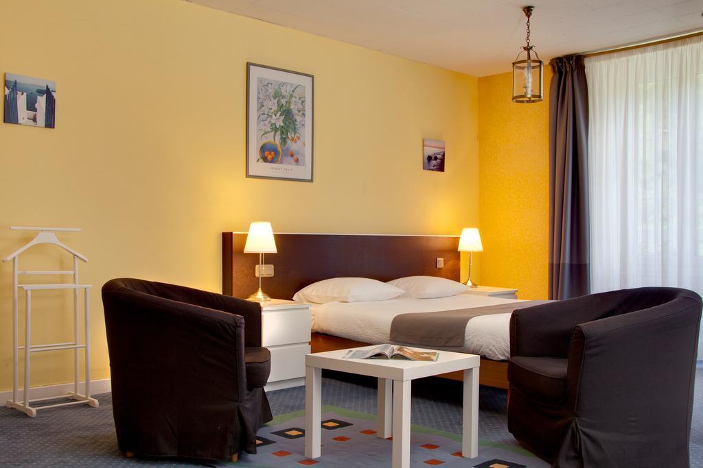 Le Troncais Hotel Saint-Bonnet-Tronçais Eksteriør billede