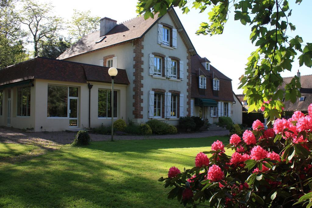 Le Troncais Hotel Saint-Bonnet-Tronçais Eksteriør billede