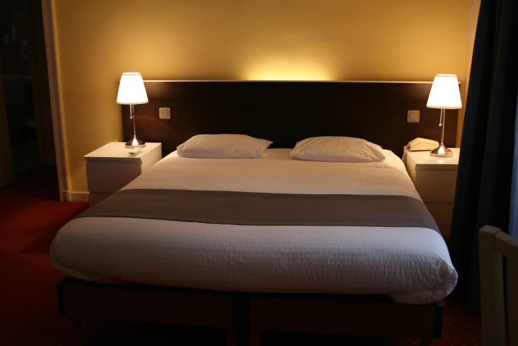 Le Troncais Hotel Saint-Bonnet-Tronçais Værelse billede